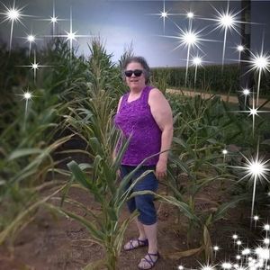 Meet your Posher, Christine